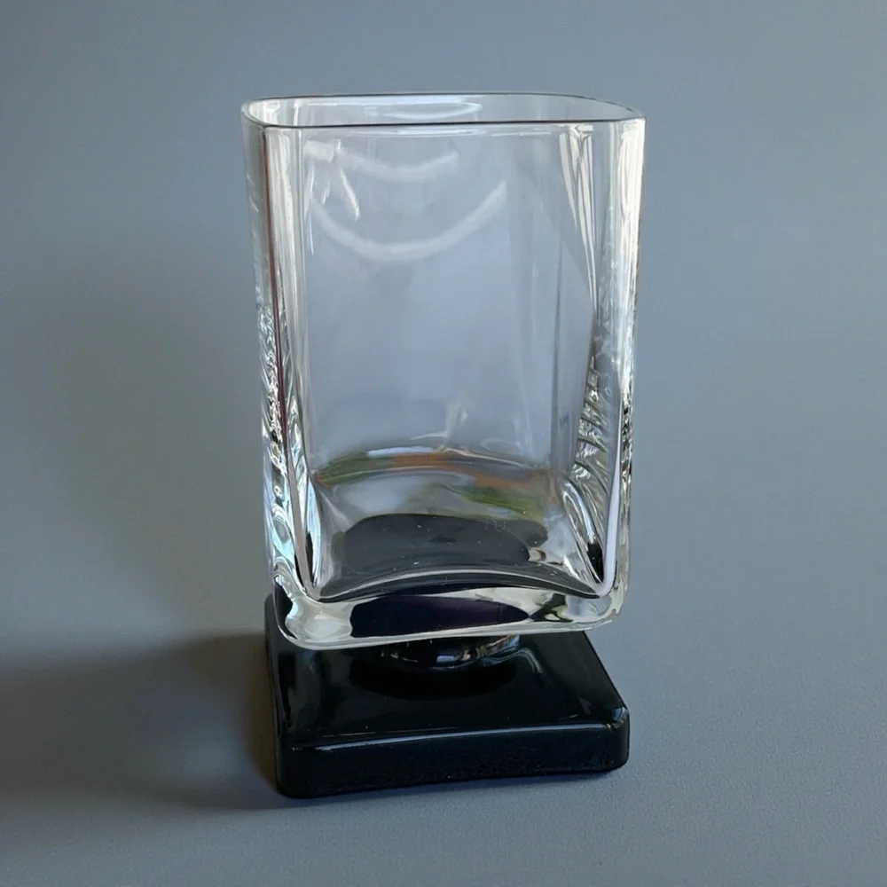 Disaronno Amaretto square liquor glass with black pedestal base, one only